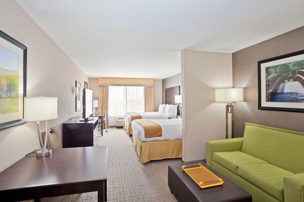 Holiday Inn Express Hays By Ihg Luaran gambar