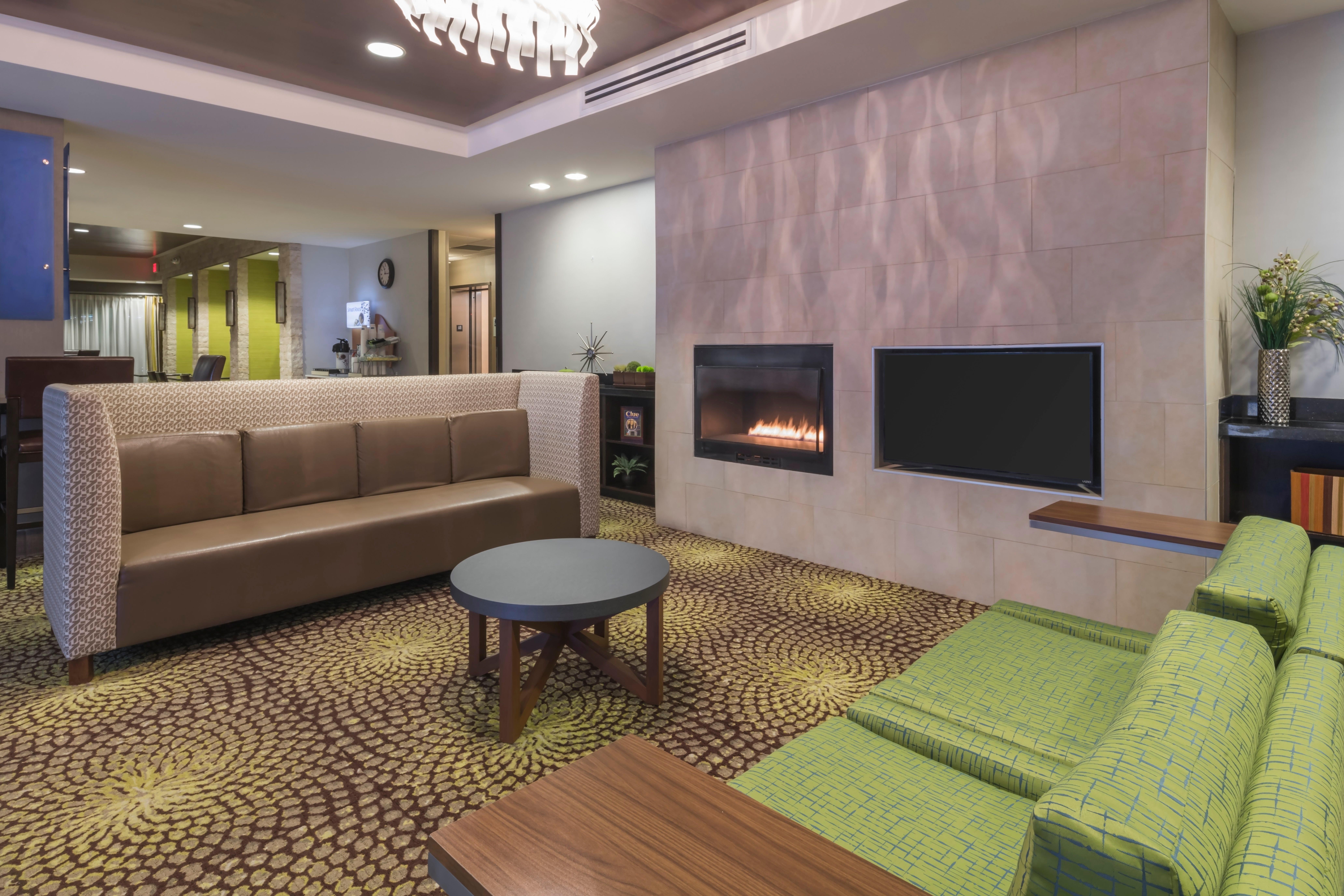 Holiday Inn Express Hays By Ihg Luaran gambar