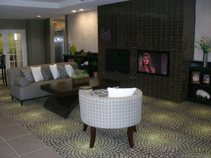 Holiday Inn Express Hays By Ihg Dalaman gambar