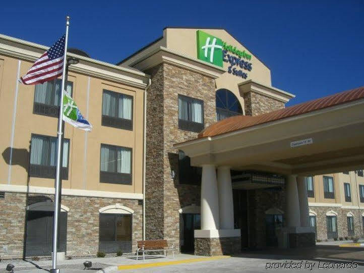Holiday Inn Express Hays By Ihg Luaran gambar