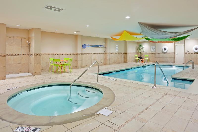 Holiday Inn Express Hays By Ihg Luaran gambar